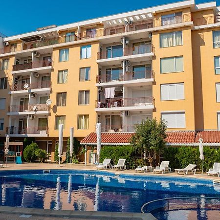 Sunny Day 1 - Menada Apartments ساني بيتش المظهر الخارجي الصورة