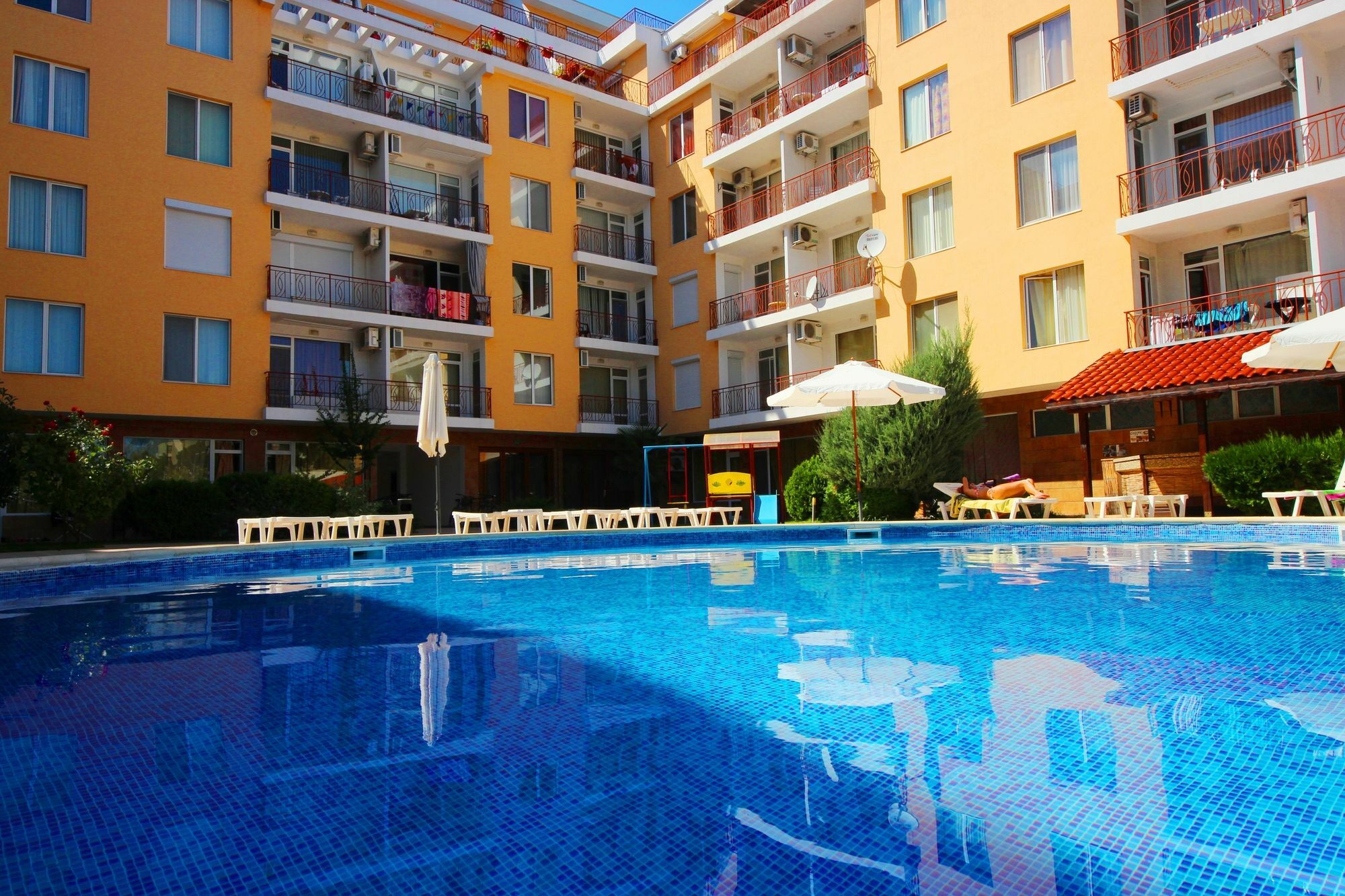 Sunny Day 1 - Menada Apartments ساني بيتش المظهر الخارجي الصورة