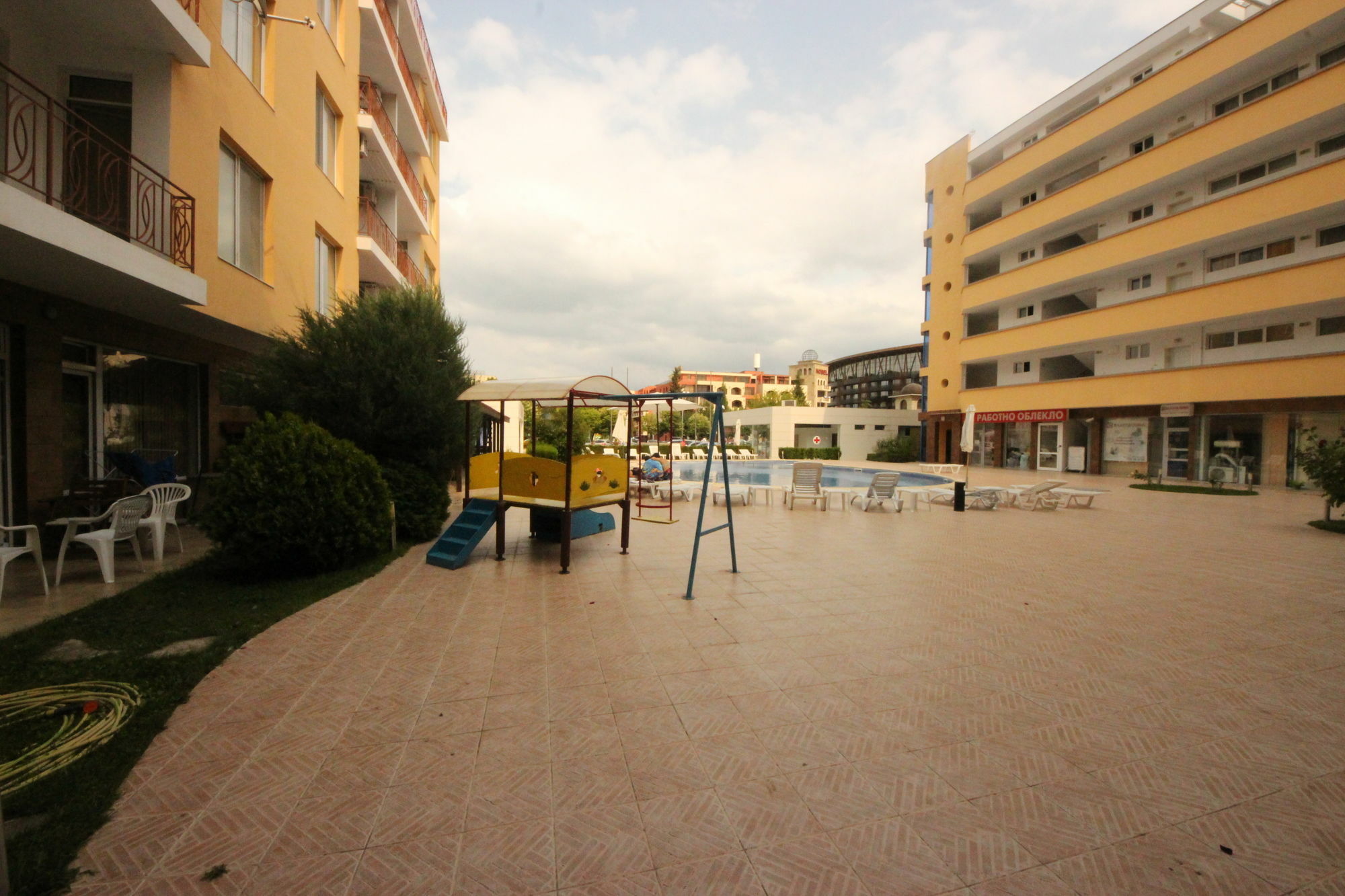 Sunny Day 1 - Menada Apartments ساني بيتش المظهر الخارجي الصورة